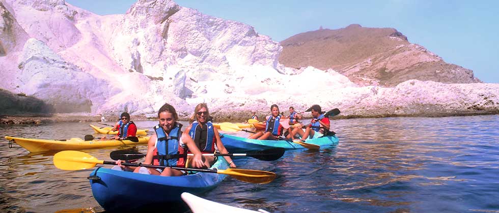 12 Consejos para realizar rutas en kayak por mar